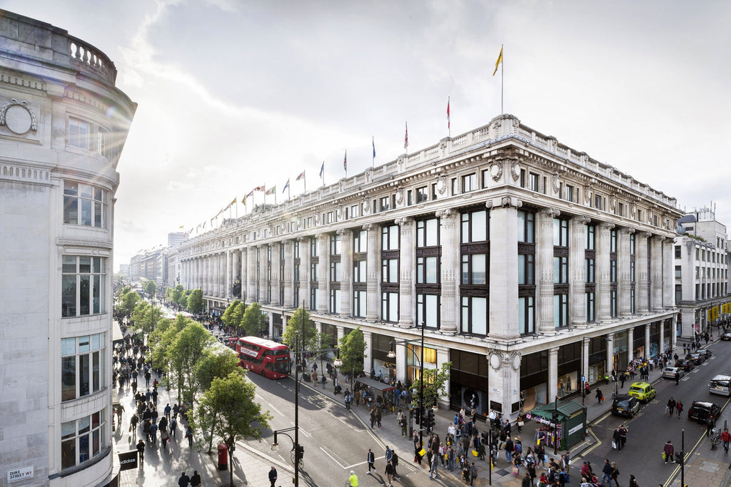 Good citizens get a selfridges london window display